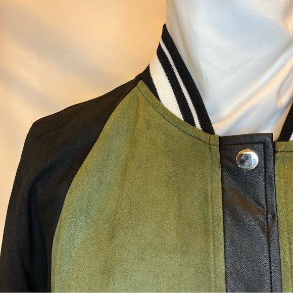 SoNo Chic Varsity Faux Suede Green Maxi Front Snap Jacket - Picture 7 of 14